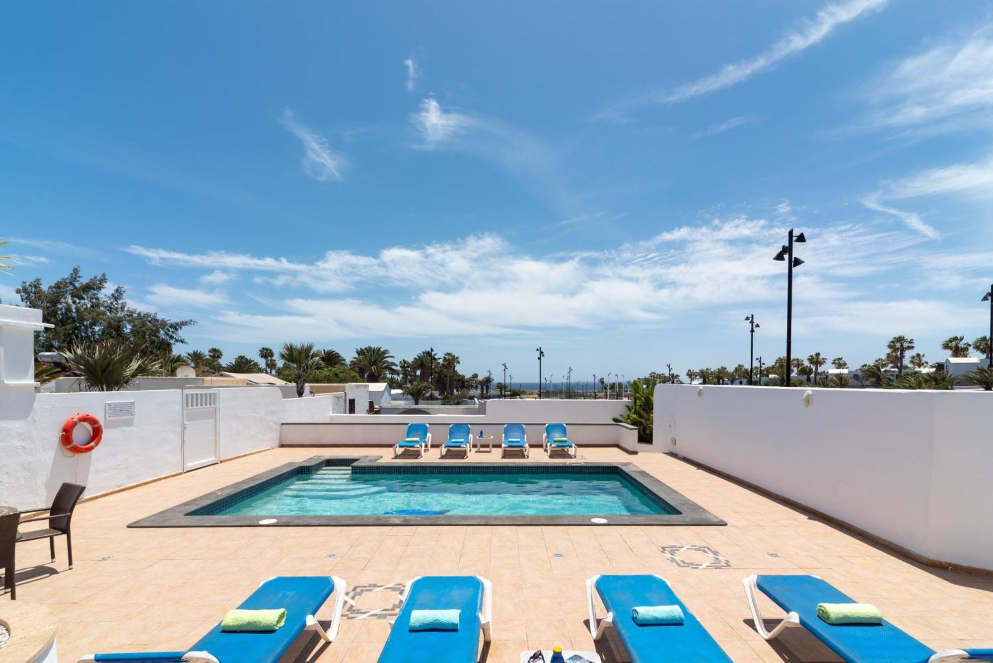 Villa Michelle - Lh114 By Villas Now Ltd 普拉亚布兰卡 外观 照片