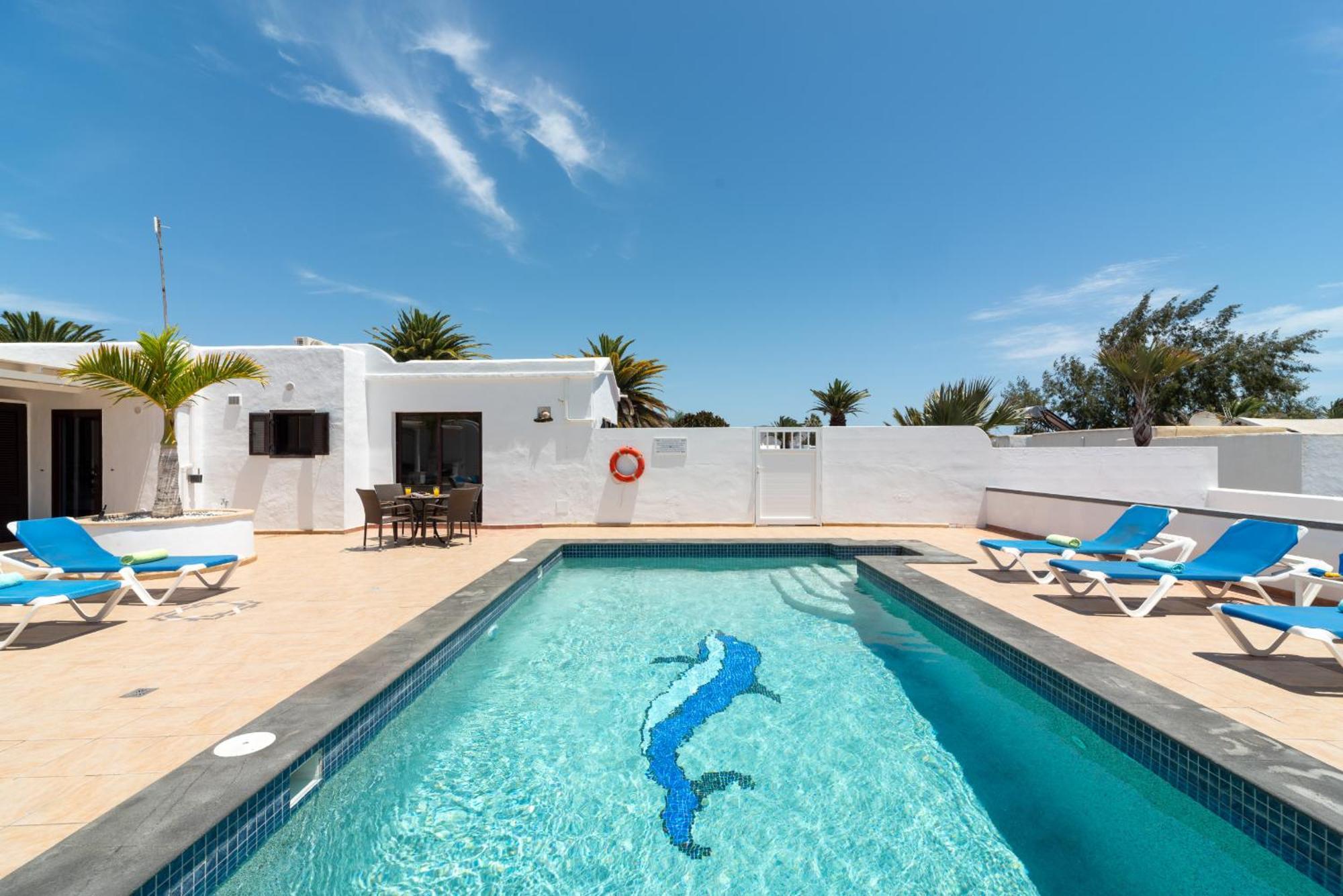Villa Michelle - Lh114 By Villas Now Ltd 普拉亚布兰卡 外观 照片